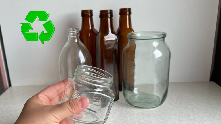 This simple gesture transforms glass jars into stunning home decor…