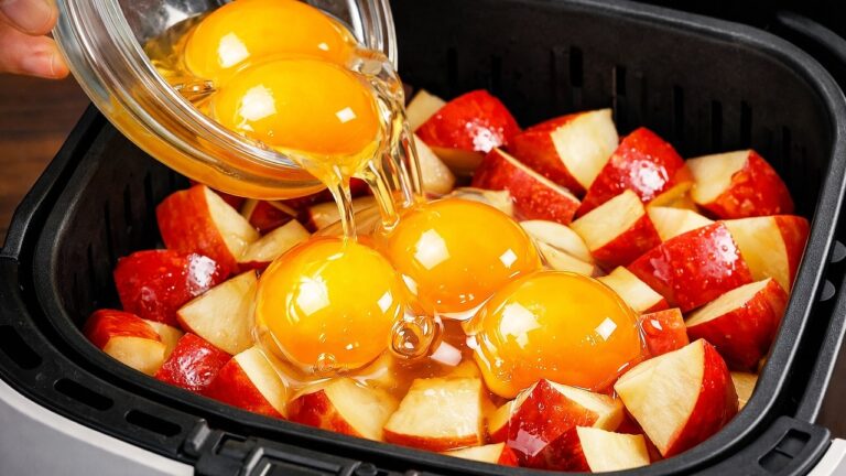 No Oven Needed! Slice Apples and Drizzle This for Incredible Results! 🍎